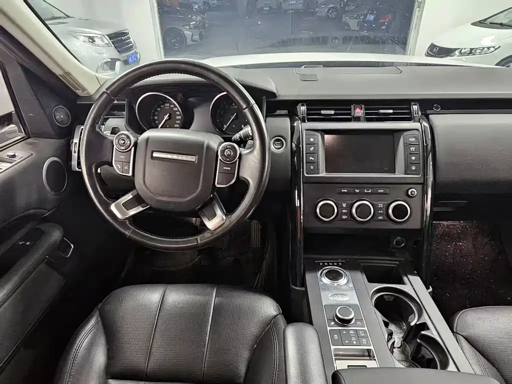 Land Rover Discovery — миниатюра 17