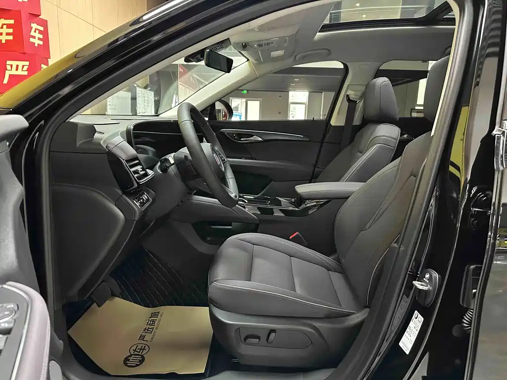 Buick Envision Plus — миниатюра 9