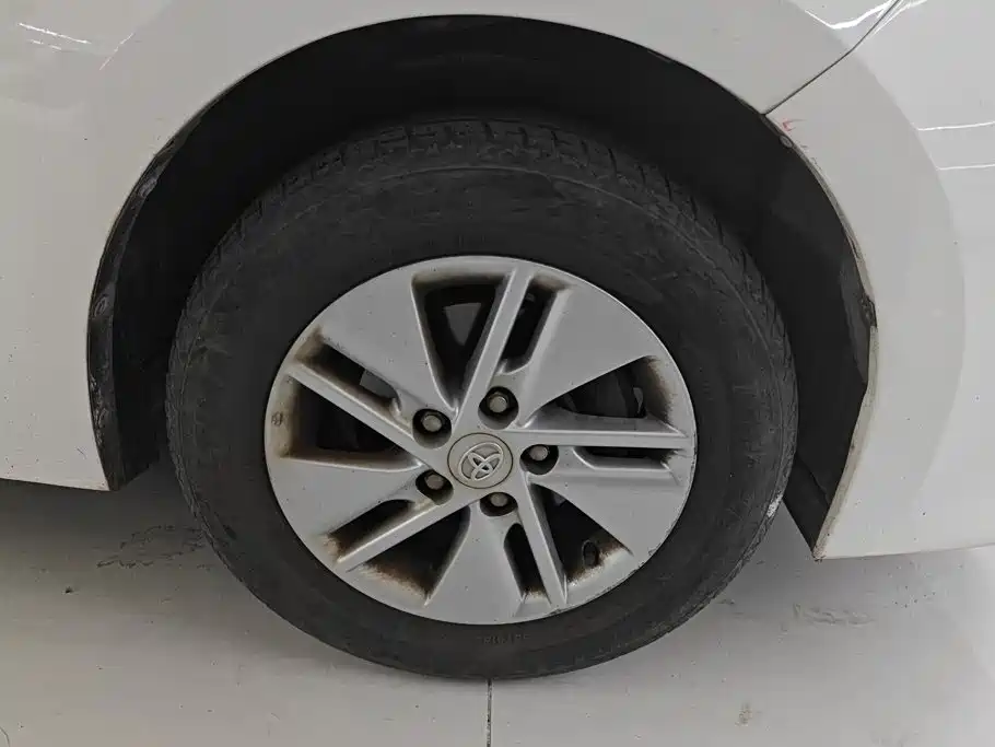 Toyota Corolla — миниатюра 6