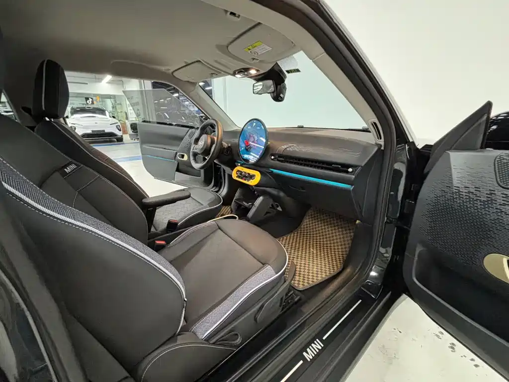 MINI MINI COOPER EV — миниатюра 10