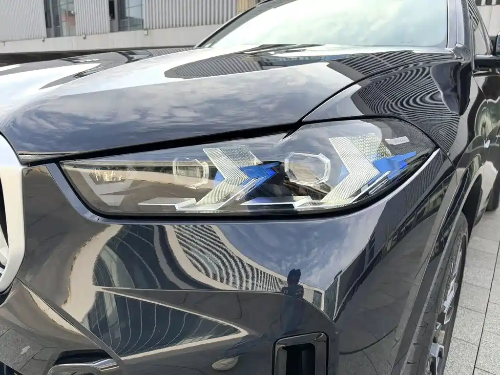 BMW X5 — миниатюра 9