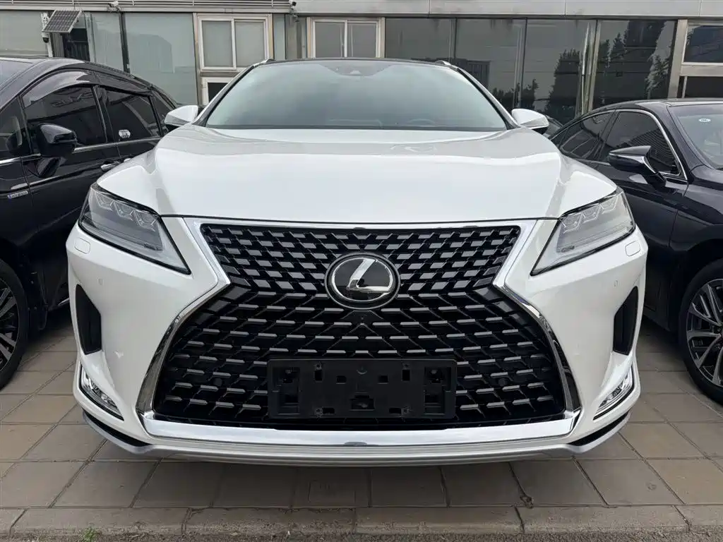 Lexus RX 2020