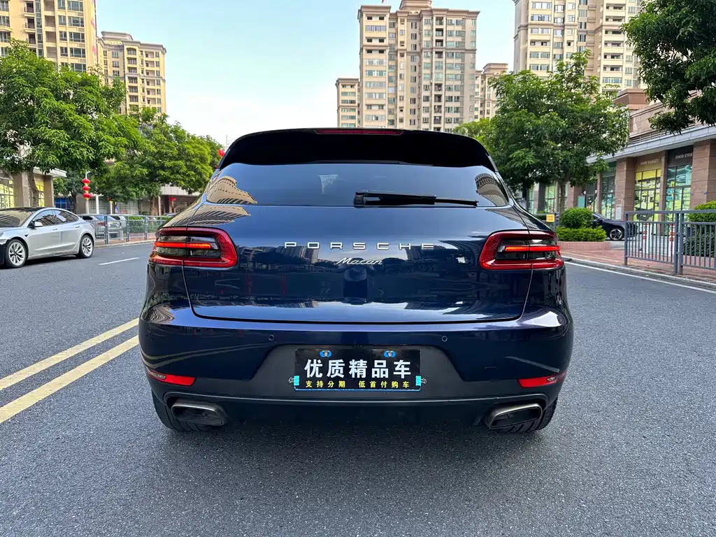 Porsche Macan — миниатюра 7
