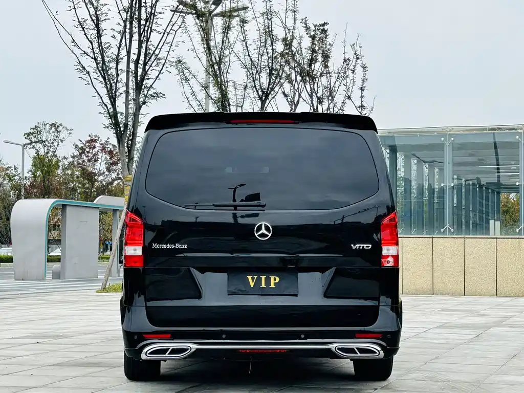MERCEDES-BENZ VITO