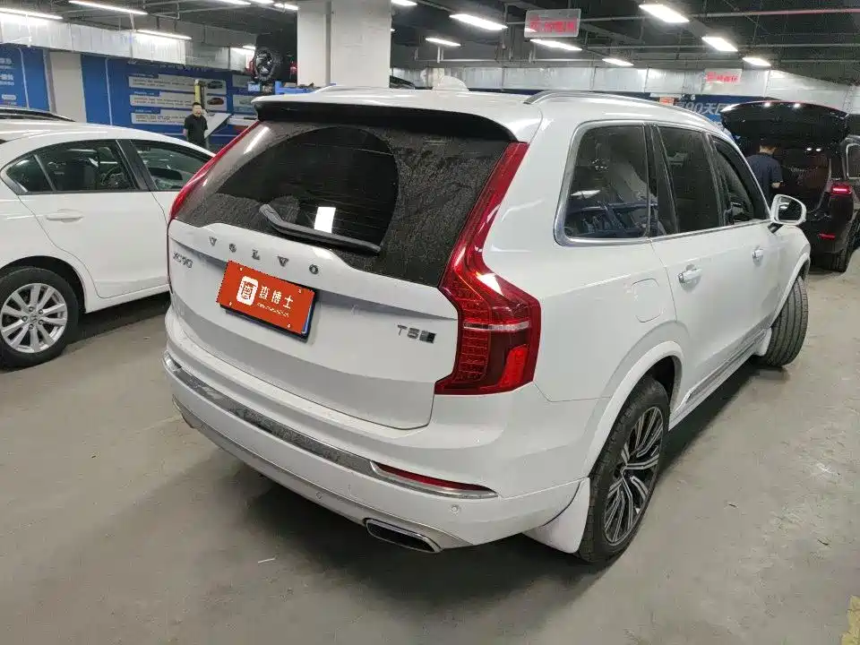 Volvo XC90 — миниатюра 2