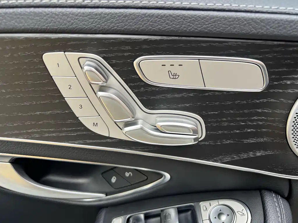 Mercedes-Benz C-Class — миниатюра 17