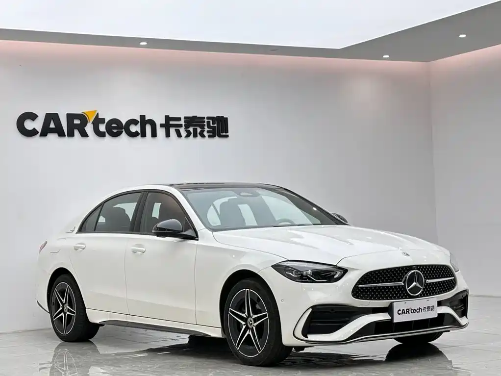 Mercedes-Benz C-Class — миниатюра 6
