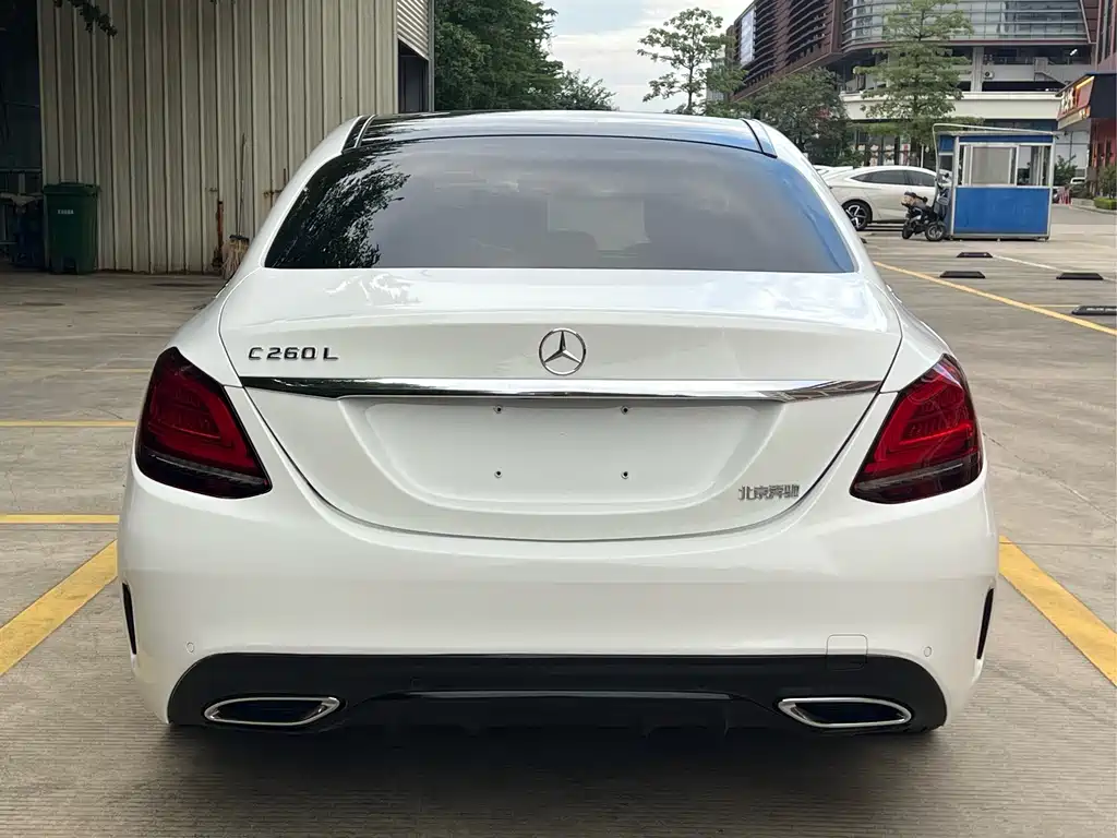 Mercedes-Benz C-Class — миниатюра 4
