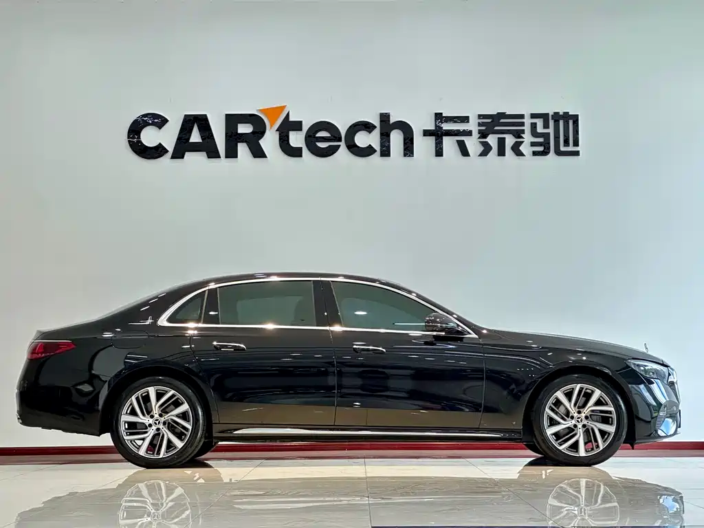 Mercedes-Benz E-Class E 2025 E 300 L Fashion
