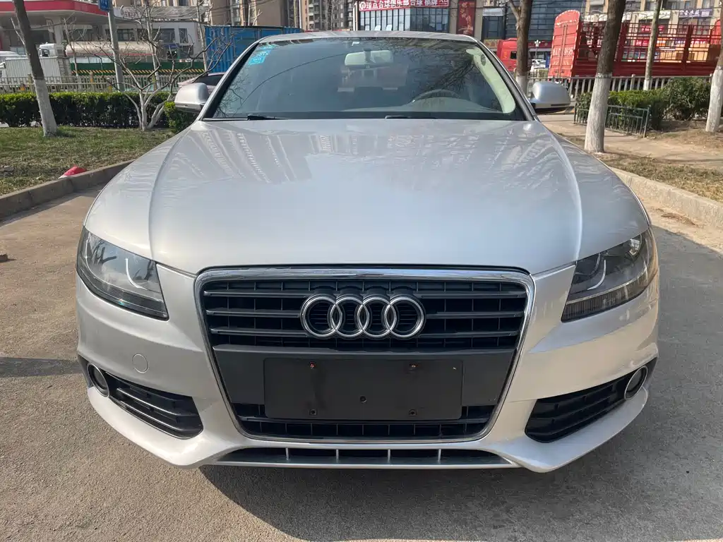 Audi A4L 2011