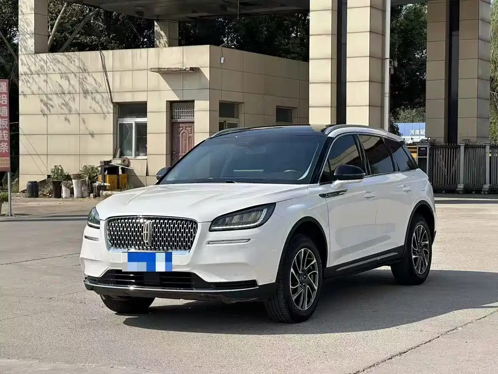 Lincoln Corsair — миниатюра 3