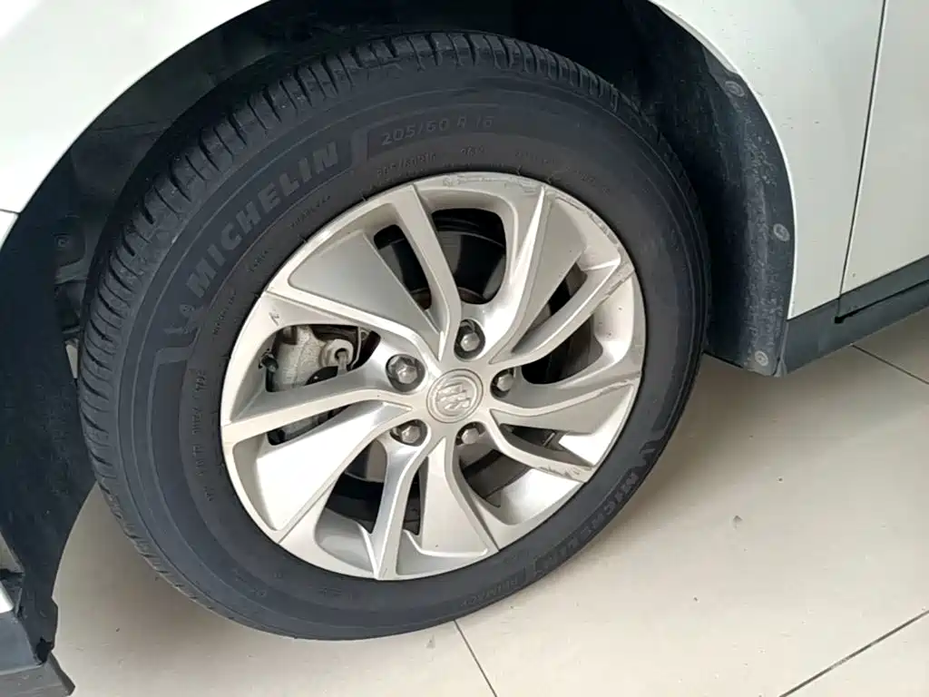 Buick Velite 6 — миниатюра 23
