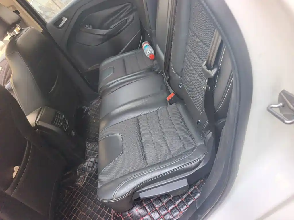 Ford Kuga — миниатюра 13