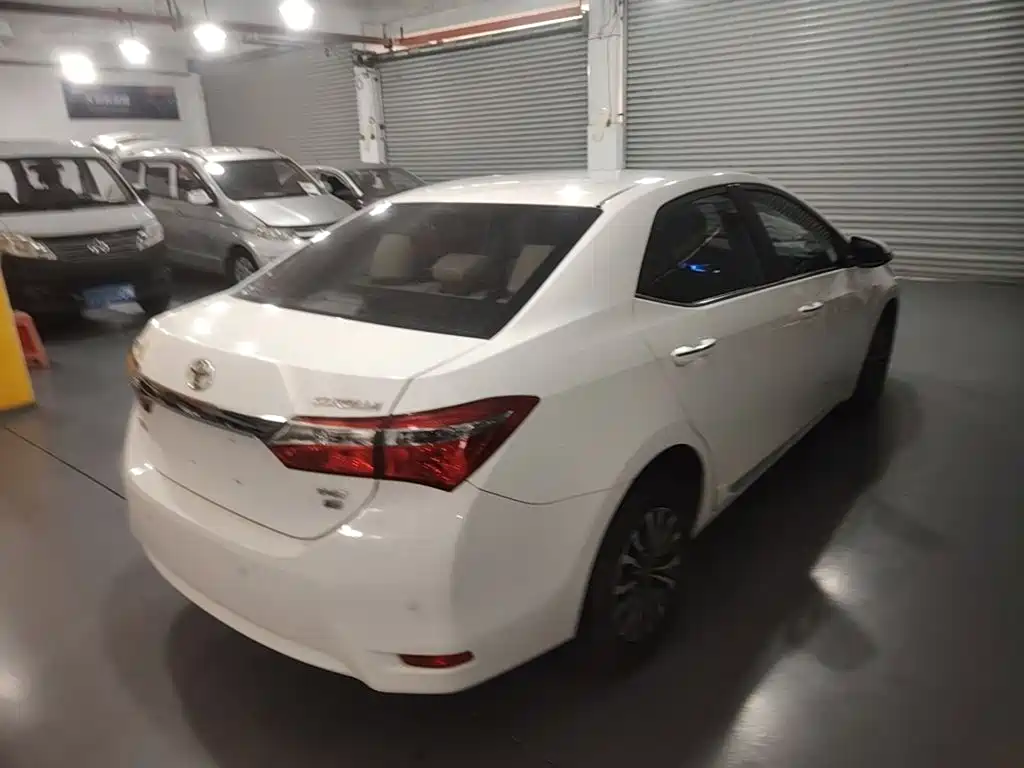 Toyota Corolla — миниатюра 7
