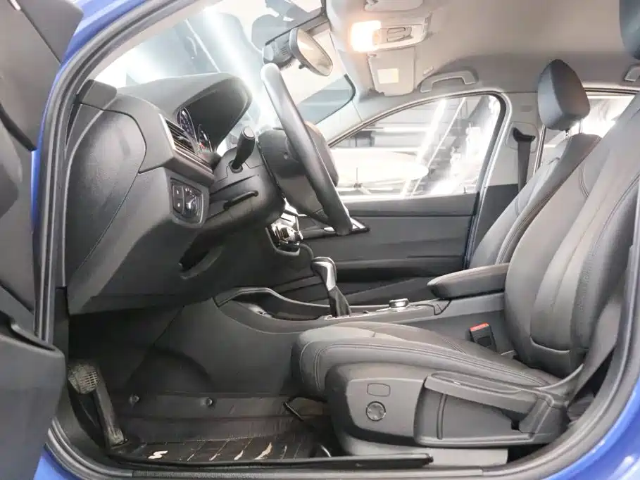 BMW 1 Series — миниатюра 12