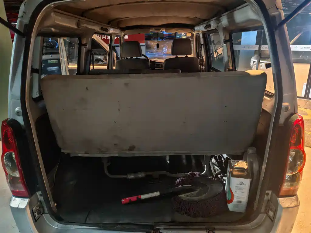 Wuling Rongguang — миниатюра 15