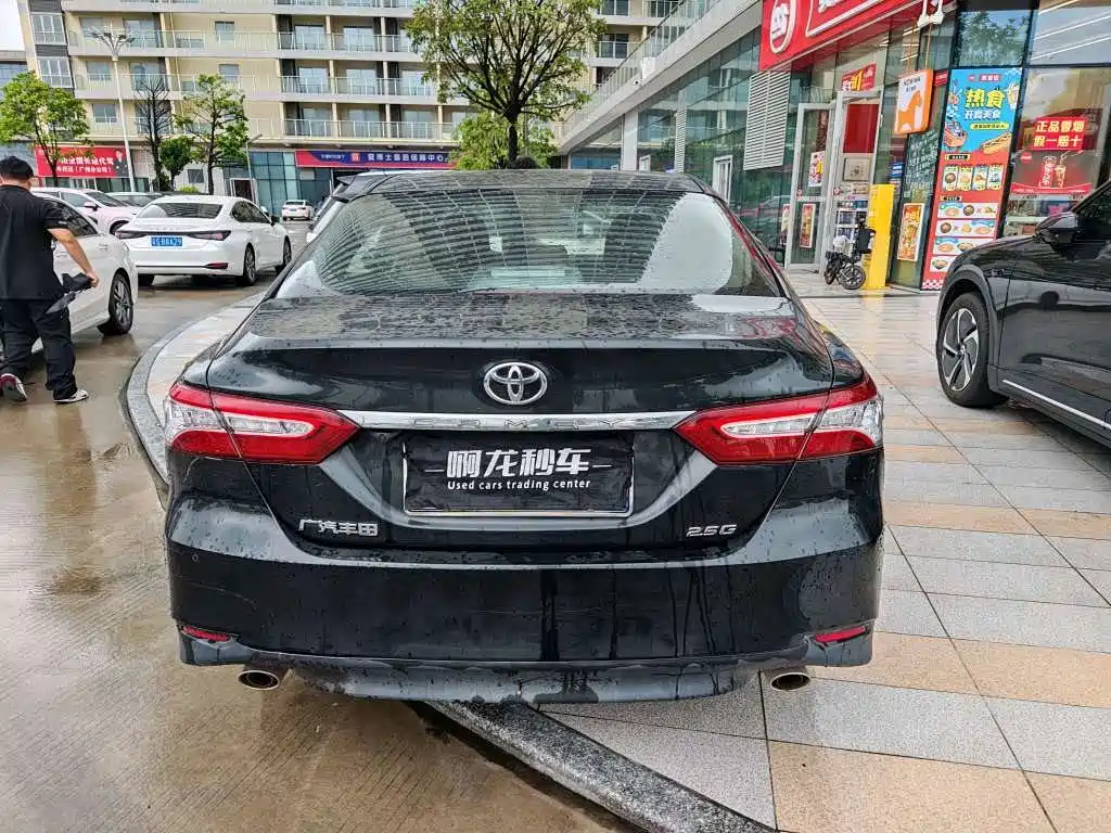 Toyota Camry 2019 2.5G Luxury