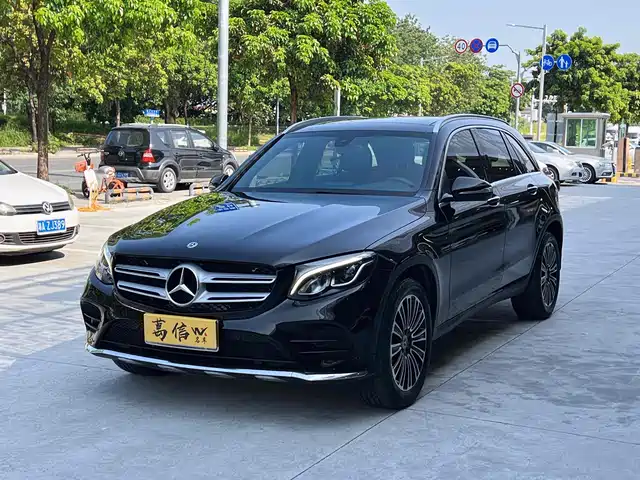 MERCEDES-BENZ  GLC 2019