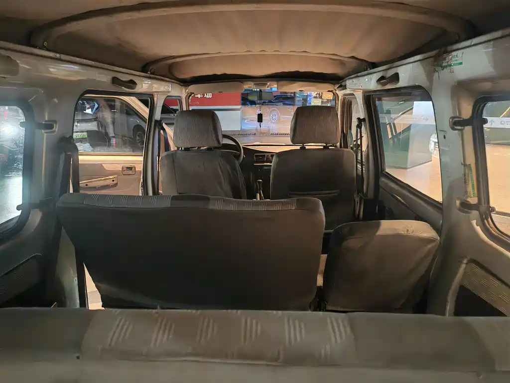 Wuling Rongguang — миниатюра 14