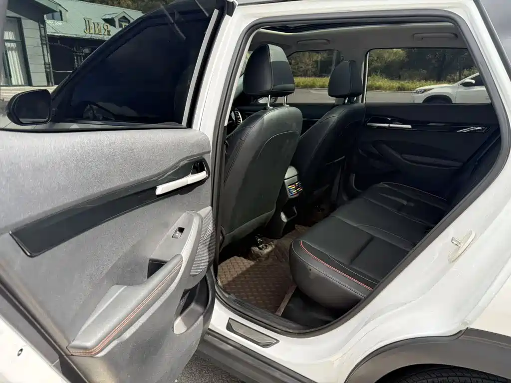 Kia Seltos — миниатюра 8
