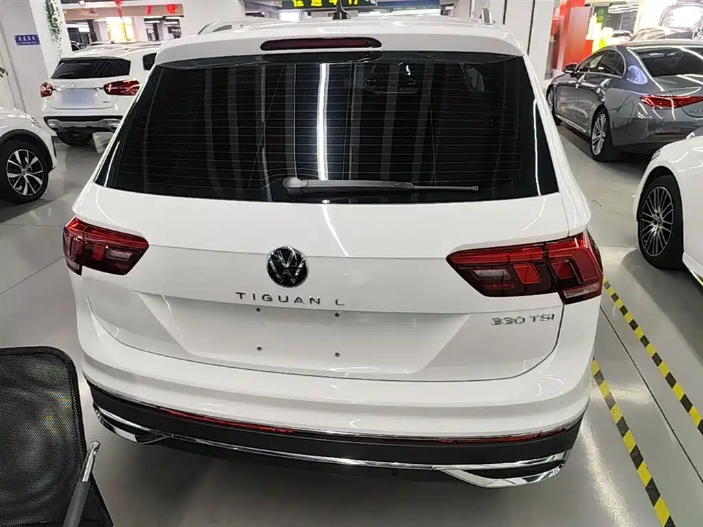 Volkswagen Tiguan L L 2024 330TSI AT Smart