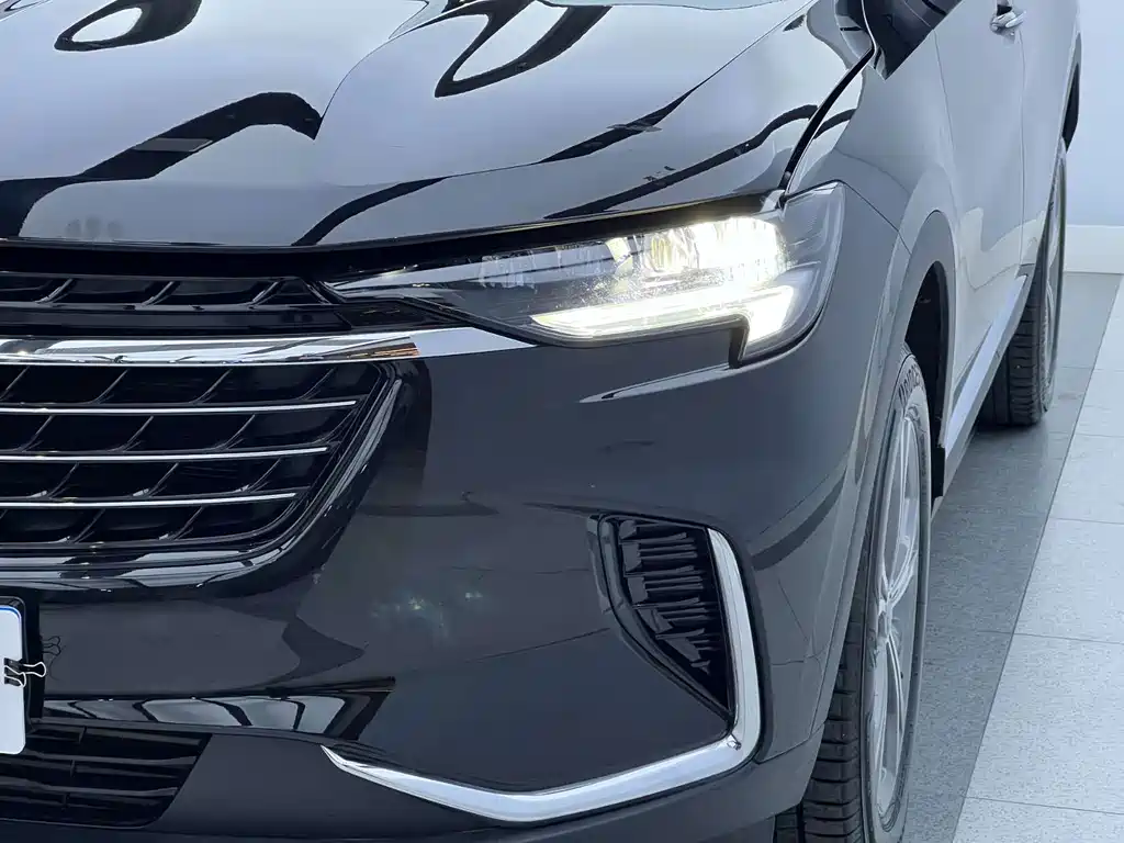 Buick Envision Plus — миниатюра 3