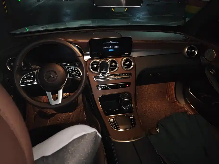 Mercedes-Benz GLC — миниатюра 12