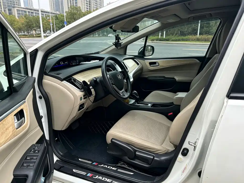Honda Jade — миниатюра 6