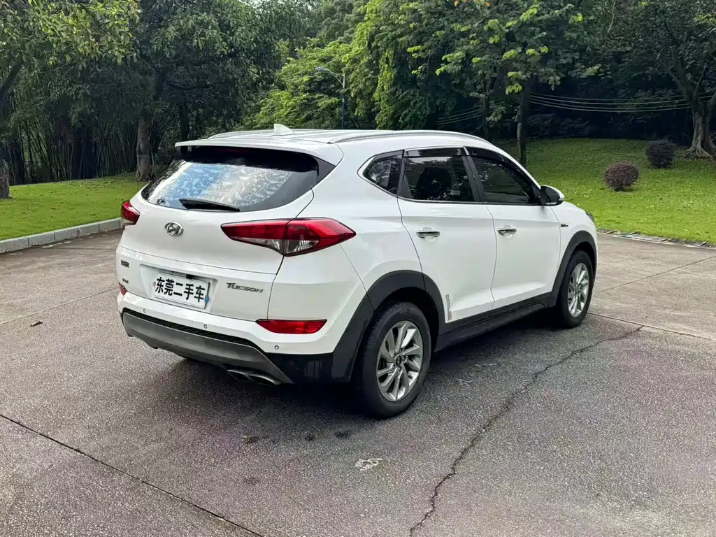 Hyundai Tucson — миниатюра 10