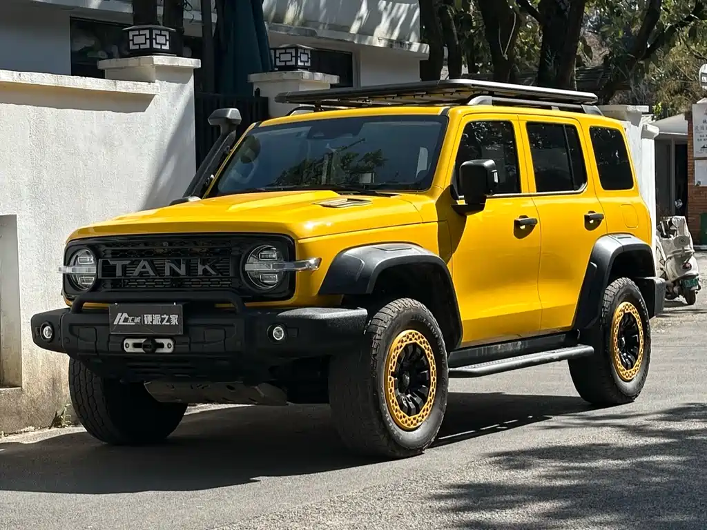 Tank Tank 300 2023