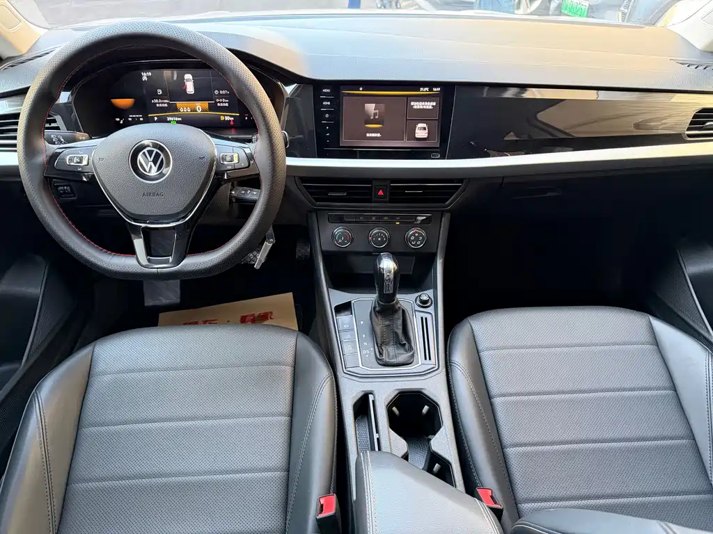 Volkswagen Lavida — миниатюра 8