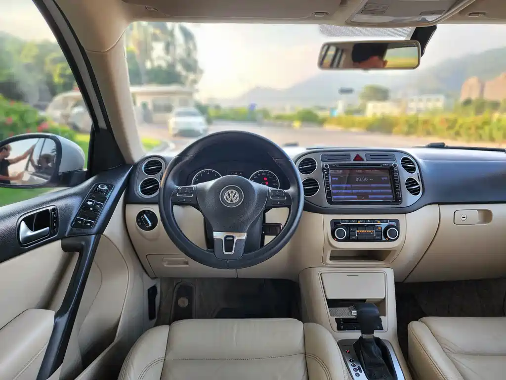Volkswagen Tiguan — миниатюра 14