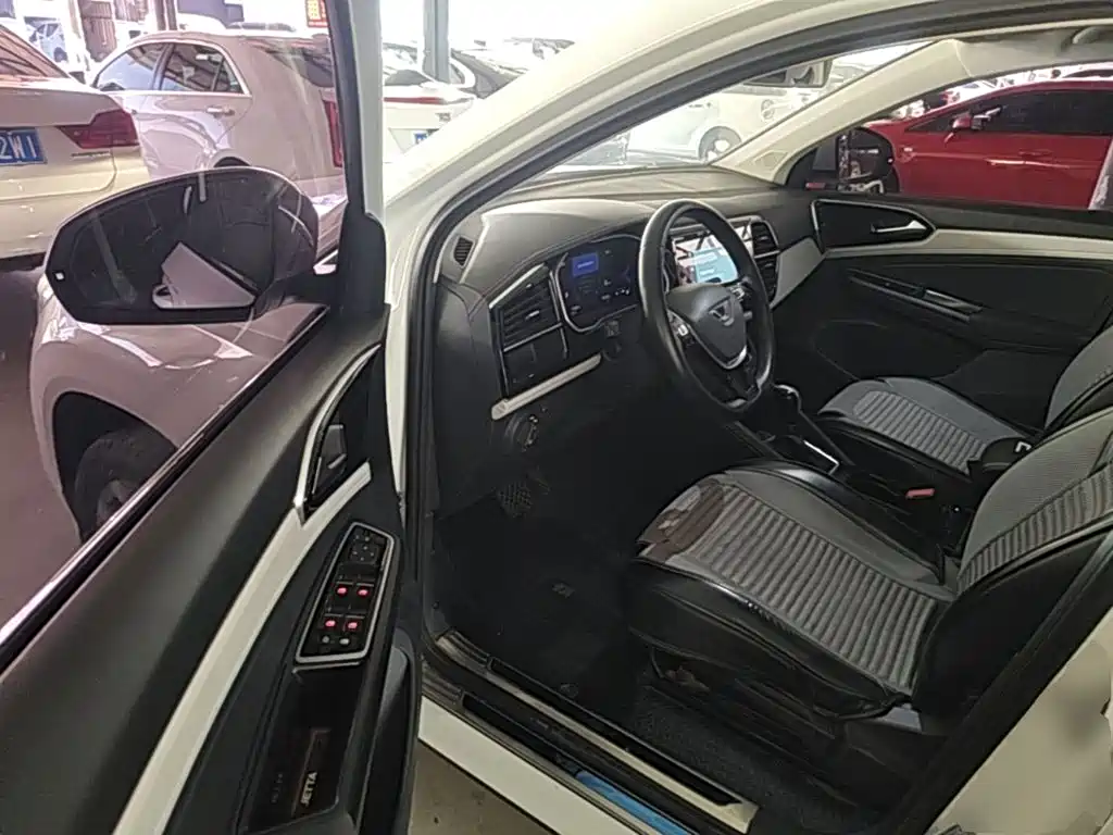 Jetta VS7 — миниатюра 16