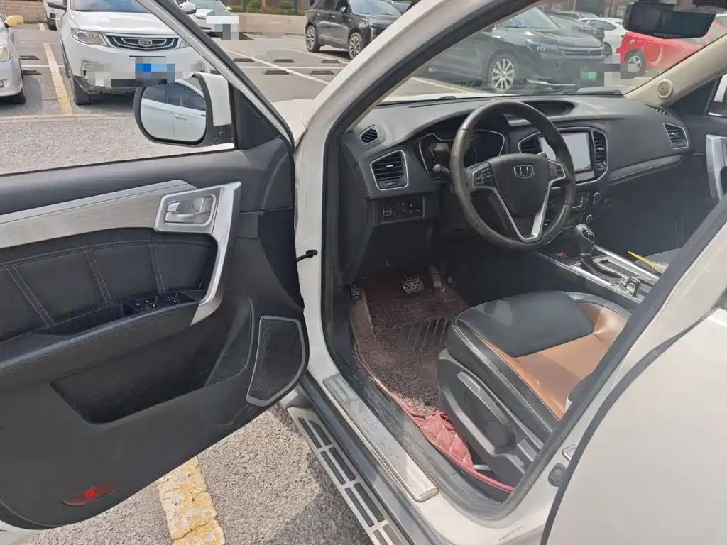 Geely Vision X6 — миниатюра 12