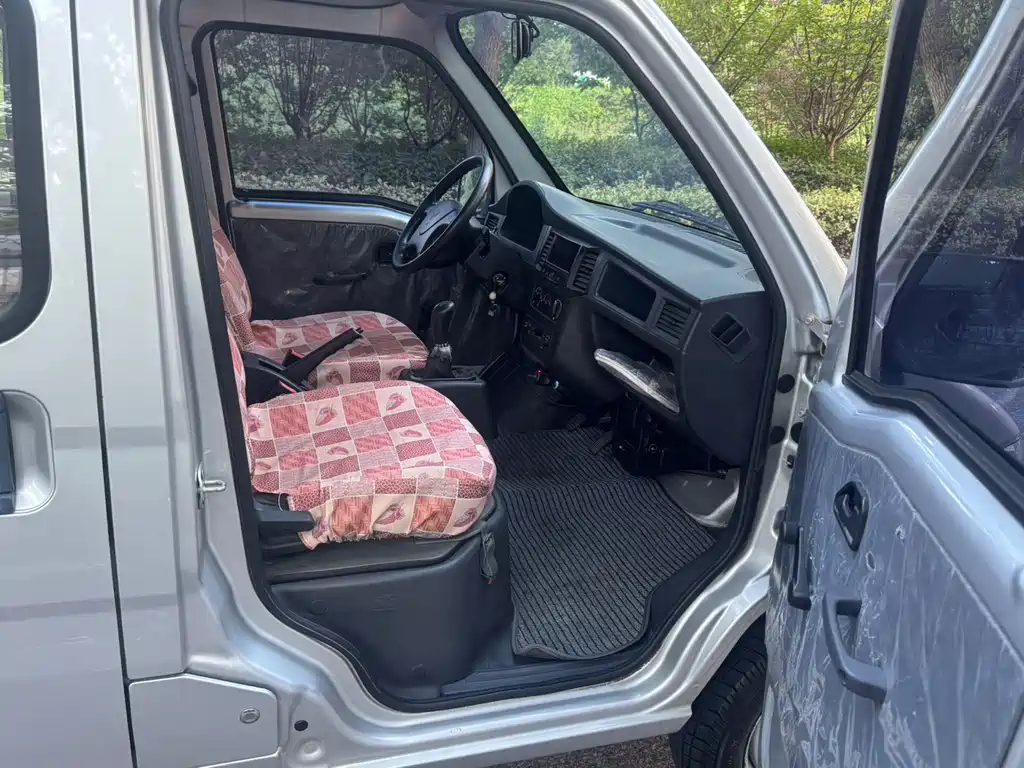 Wuling Zhiguang — миниатюра 4