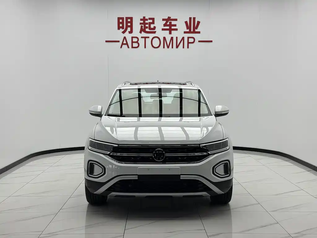 Volkswagen T-Roc — миниатюра 2