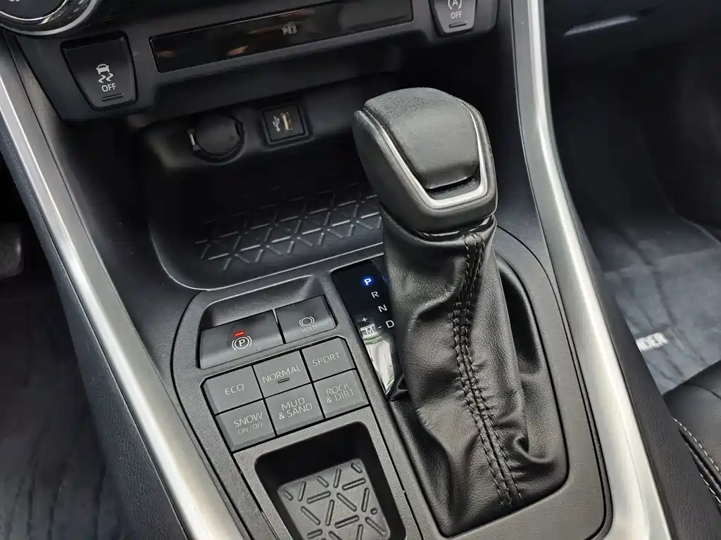 Toyota Wildlander — миниатюра 17