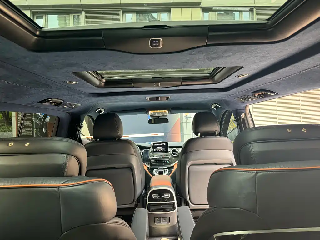 Mercedes-Benz V-Class V 2018 V 260 L Luxury Long Wheelbase VI