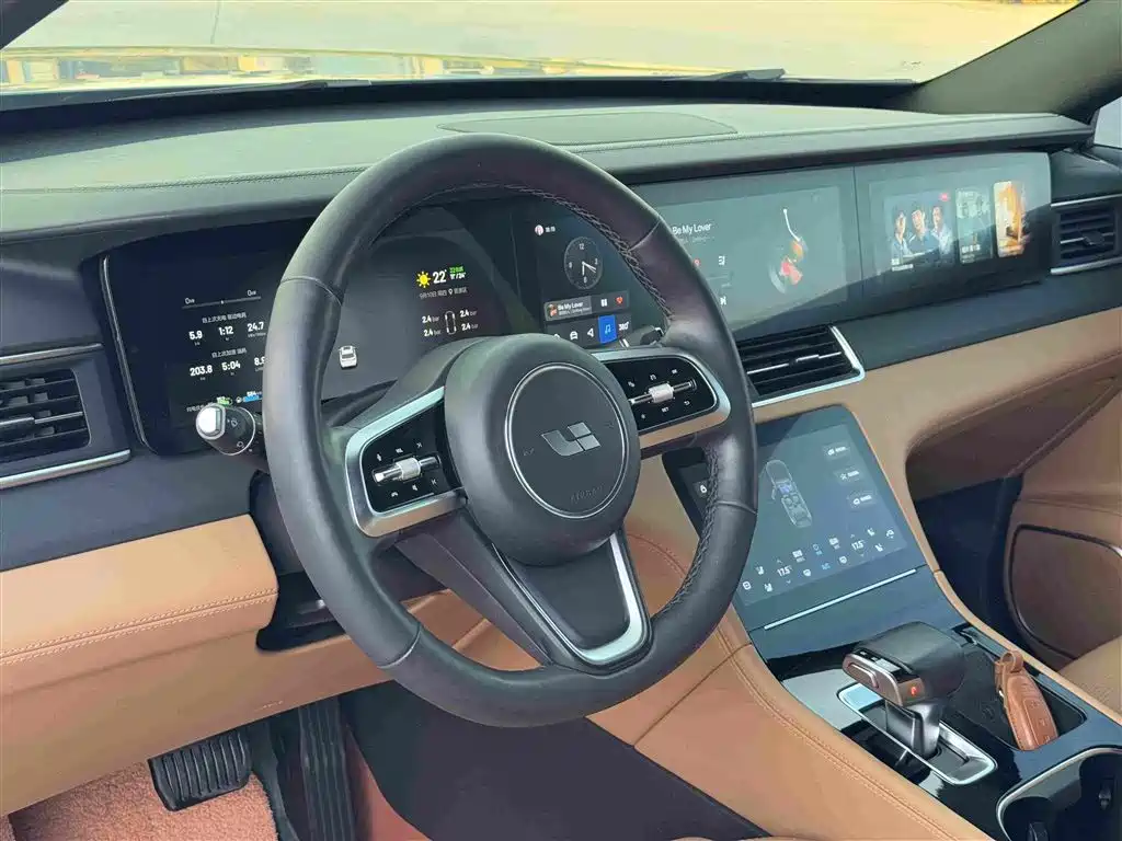 Li Auto Li ONE — миниатюра 17