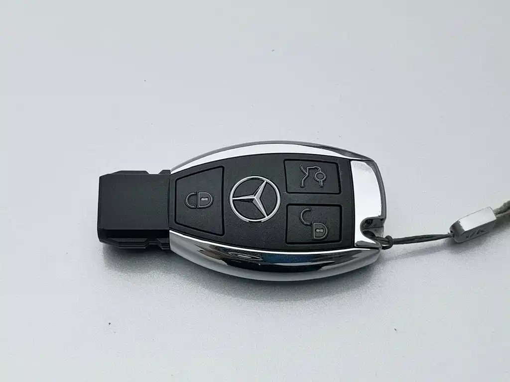 Mercedes-Benz GLK-Class — миниатюра 19