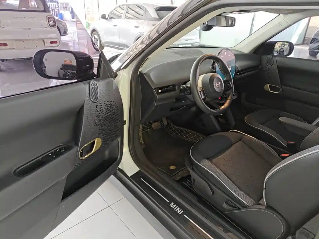MINI MINI COOPER EV — миниатюра 16