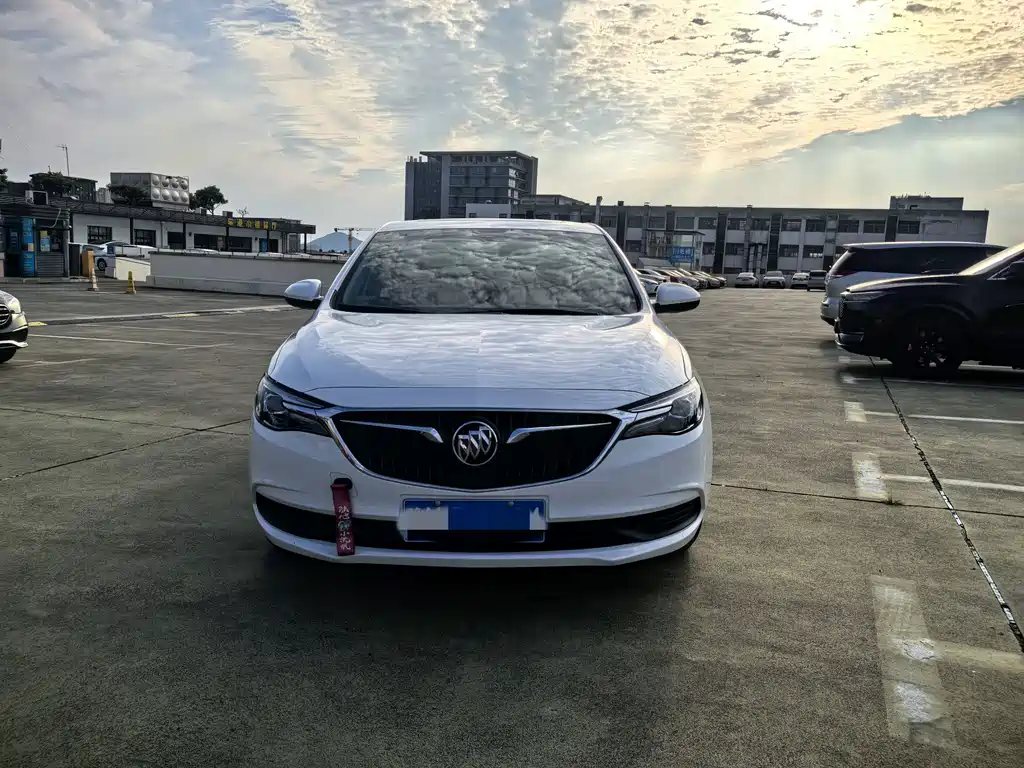 Buick Excelle — миниатюра 2