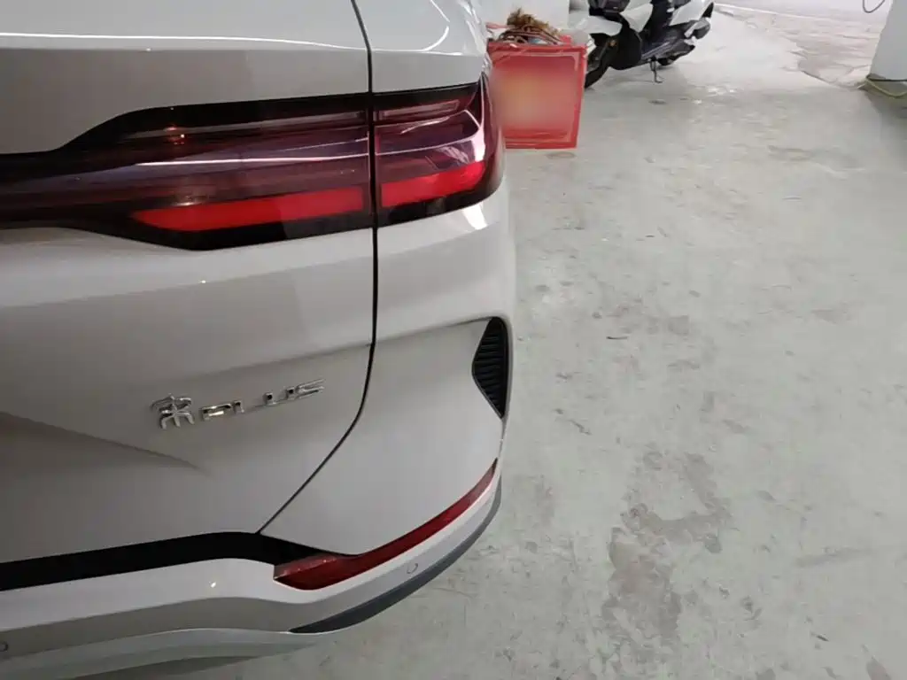 BYD PLUS New Energy — миниатюра 8