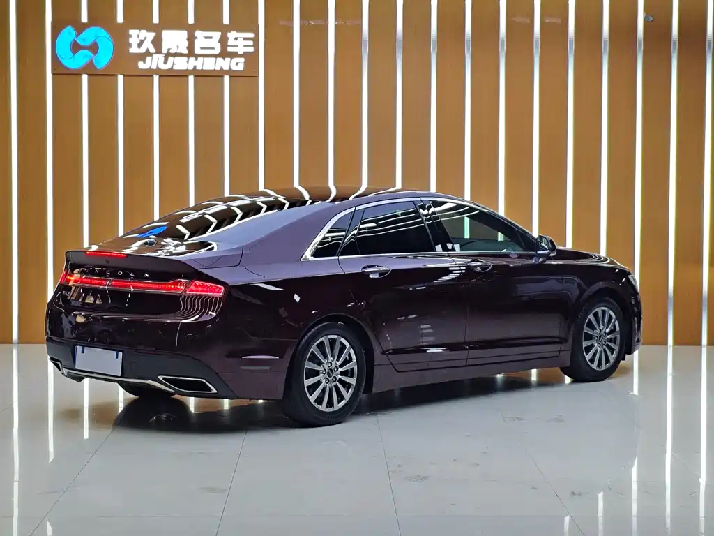 Lincoln MKZ 2017 2.0T Premium