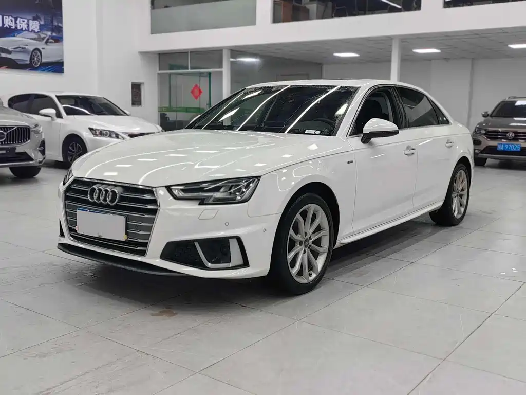 Audi A4L 2020