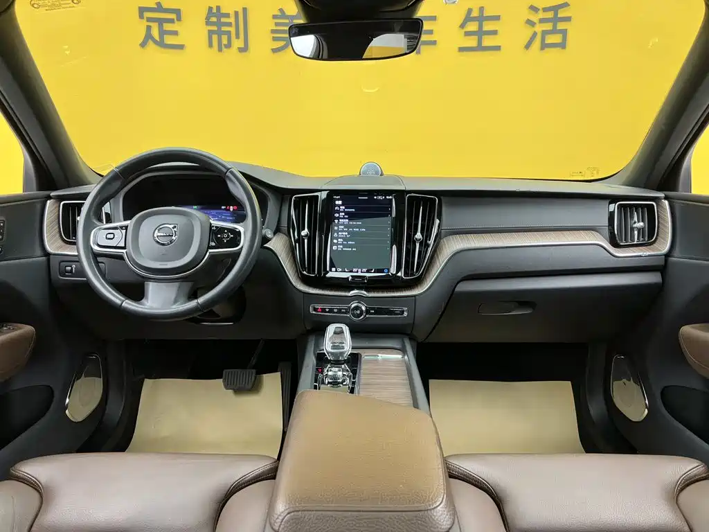 Volvo XC60 — миниатюра 39