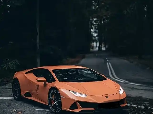LAMBORGHINI HURACÁN