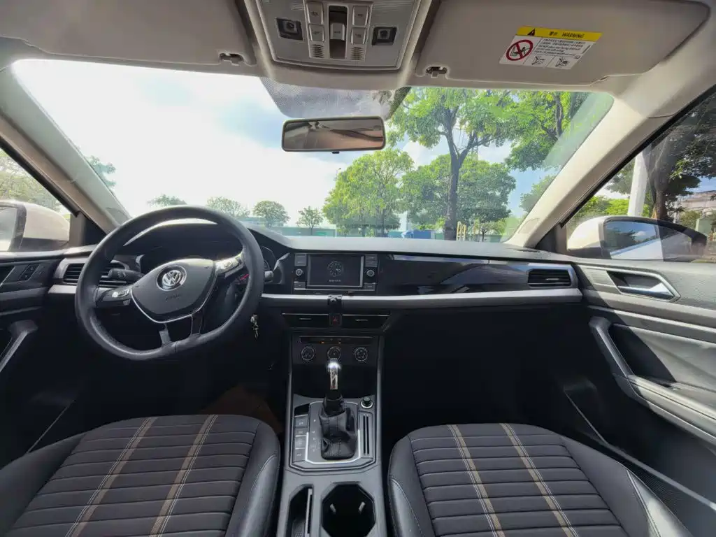 Volkswagen Lavida — миниатюра 7