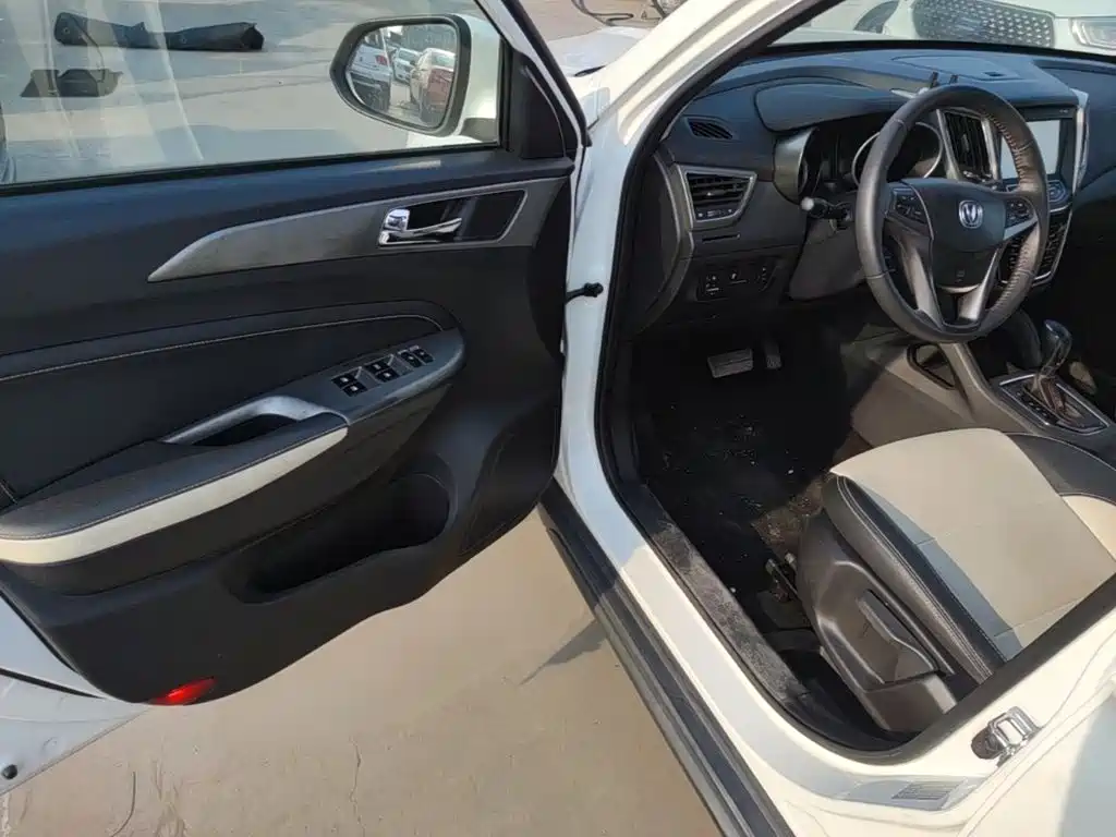 Changan CS35 — миниатюра 16