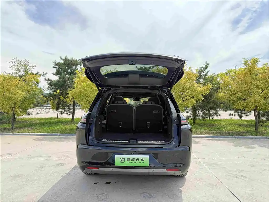 Li Auto Li L8 — миниатюра 14